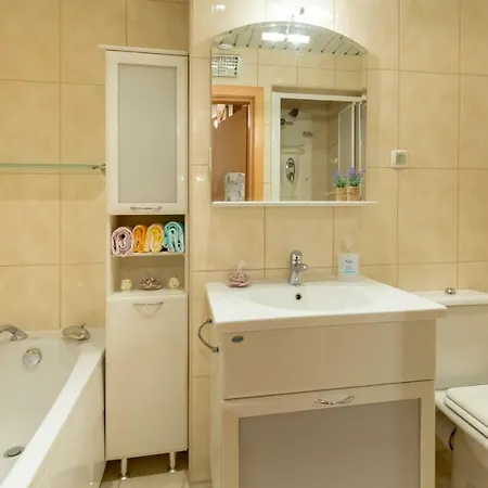 Liny بيت ضيافة *