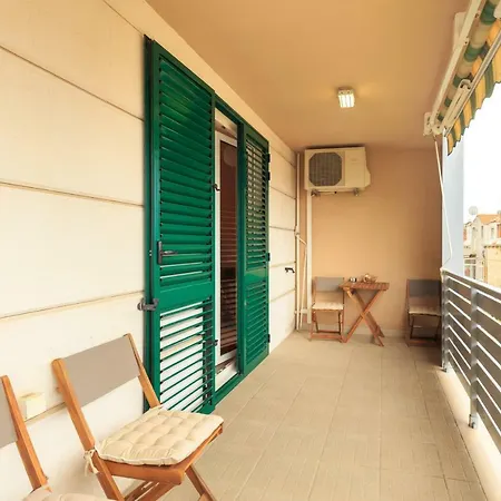 Liny بيت ضيافة دوبروفينك